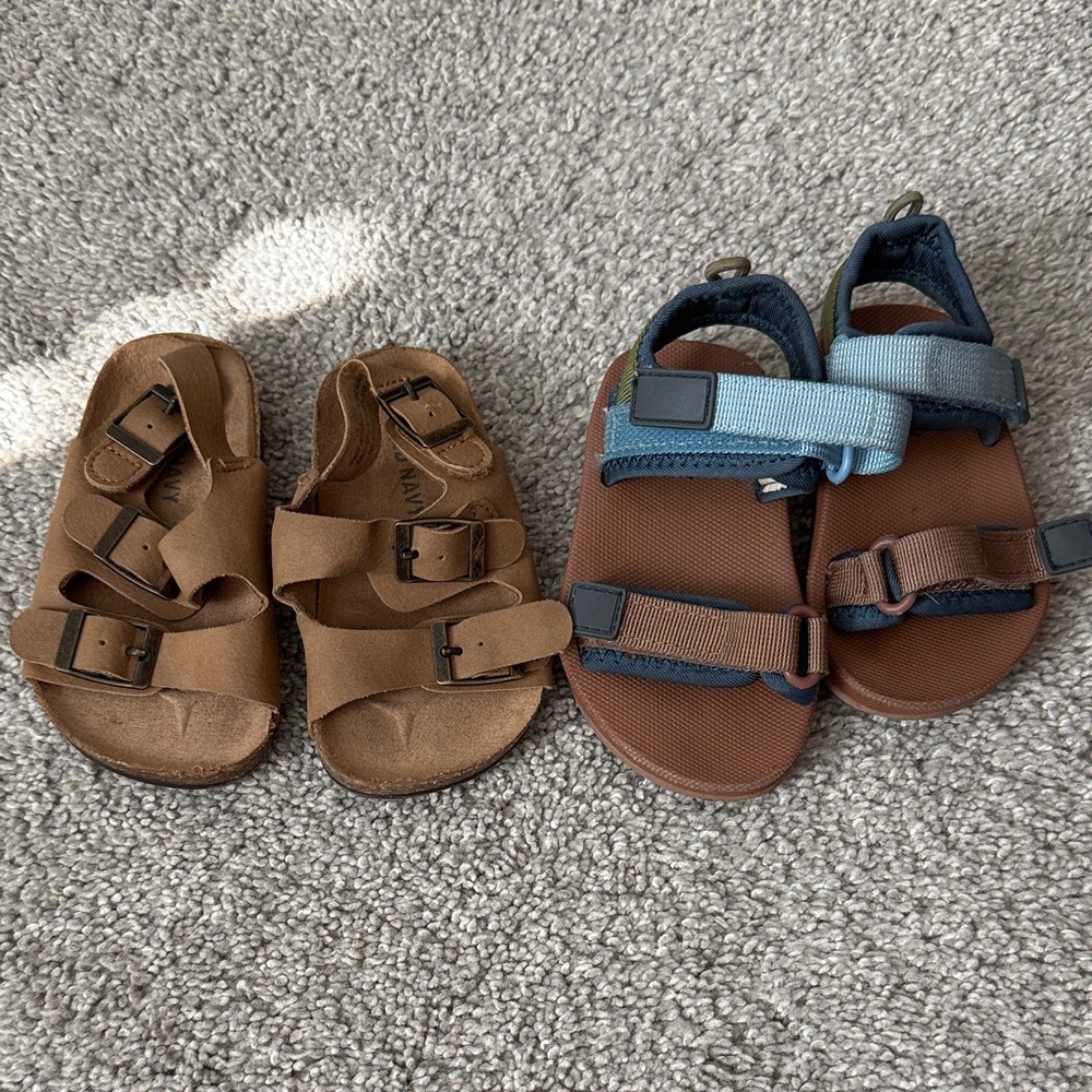 Old Navy Brown and Blue Kids Adjustable Strap Sandals